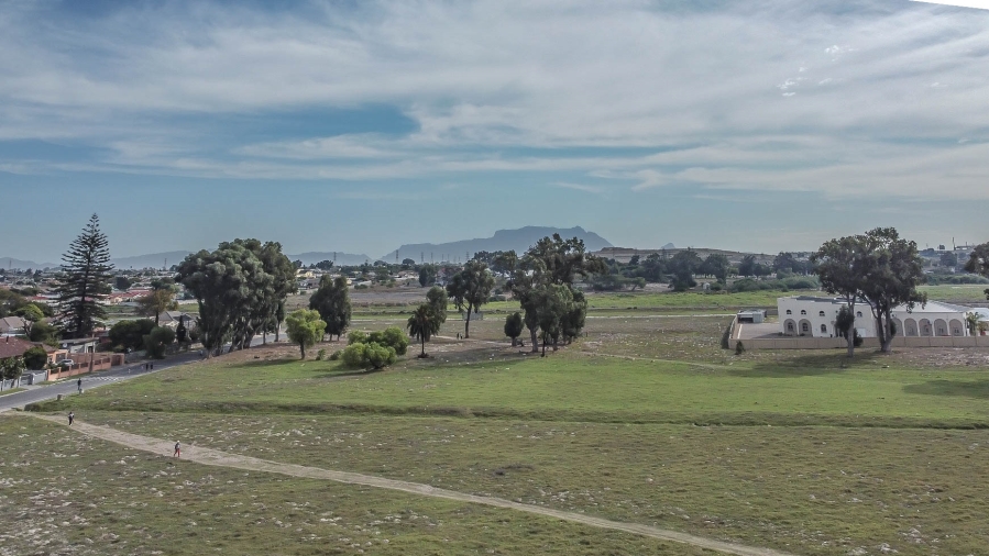 2 Bedroom Property for Sale in Oakdene Western Cape